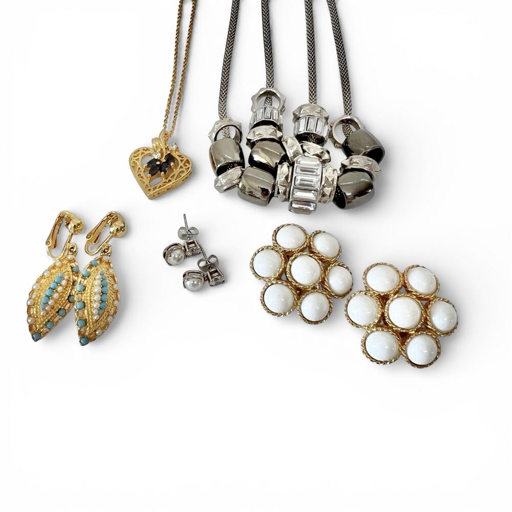 Jewelry Fashion Mixed Lot 5 Piece Necklaces Earrings Rhinestones Beads Timeless
